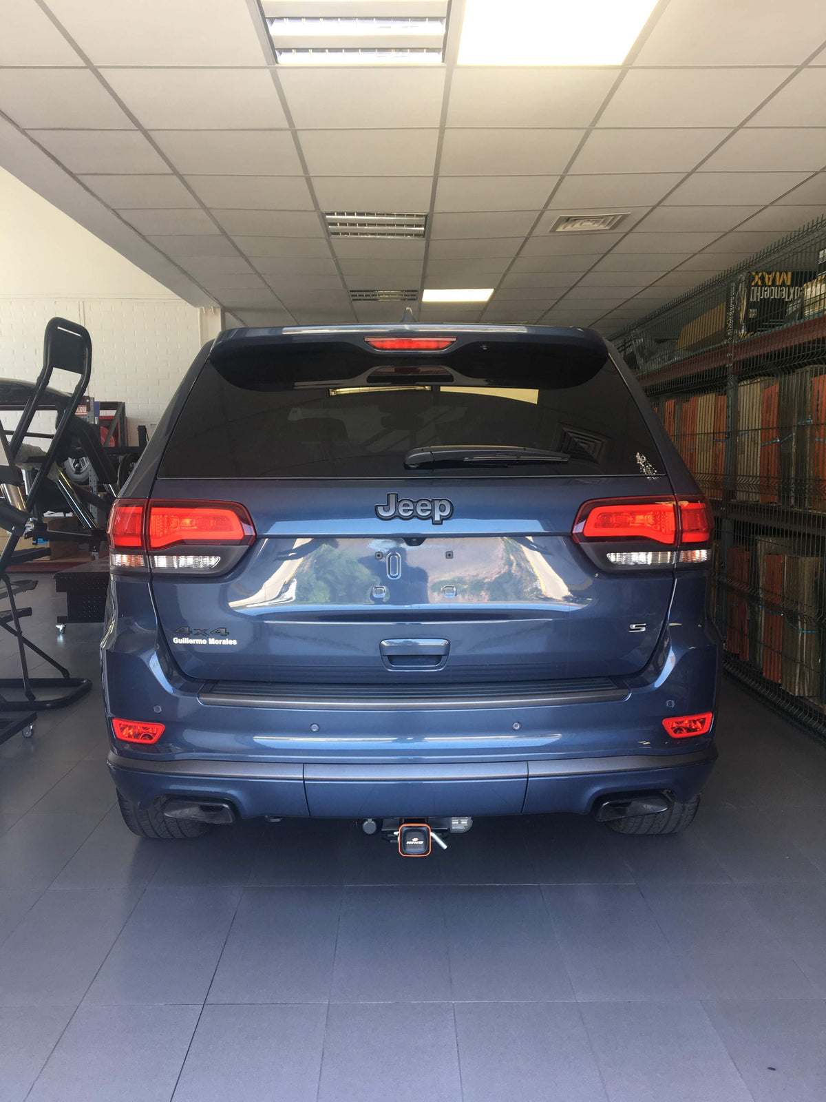 ENGANCHE REMOLQUE JEEP GRAND CHEROKEE 20142023 AUMEX AUTOPARTS ENGANCHE REMOLQUE JEEP GRAND CHEROKEE 20142023 AUMEX AUTOPARTS